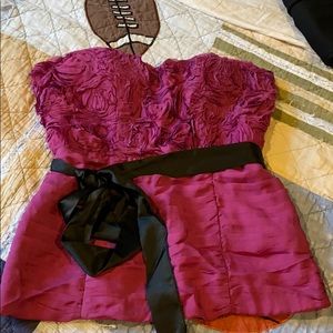 Bebe Strapless top